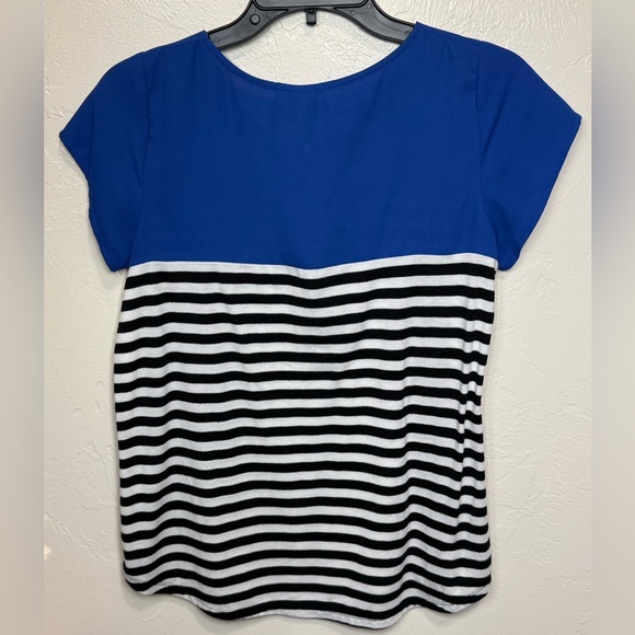 New Directions Petite Black and White Striped Top - Picture 4 of 5